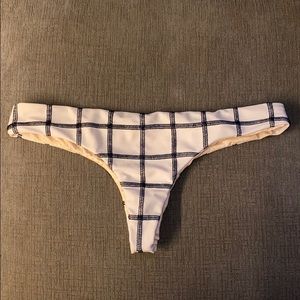 Acacia swimwear bottom | Medium